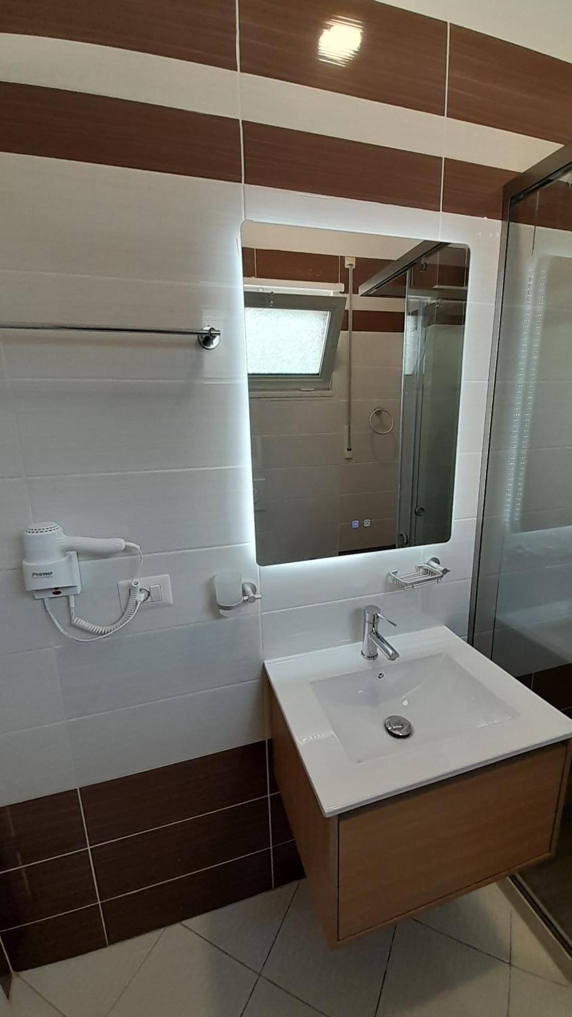Elite 2 Kosta Otel Dhërmi Dış mekan fotoğraf